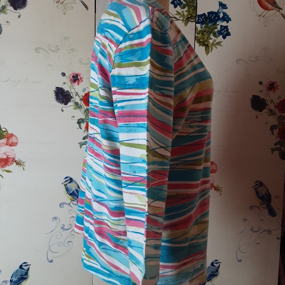 Ruby Rd Top - Picture 2 of 8